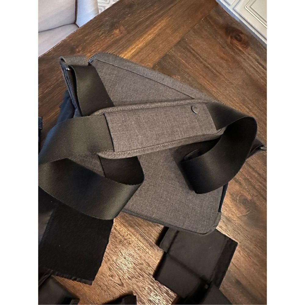 Case Logic Reflection camera/messenger bag - Picture 11 of 16